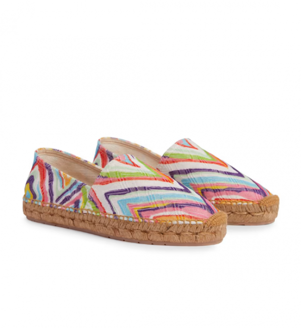 Espadril dengan Pola Garis-Garis Lurus